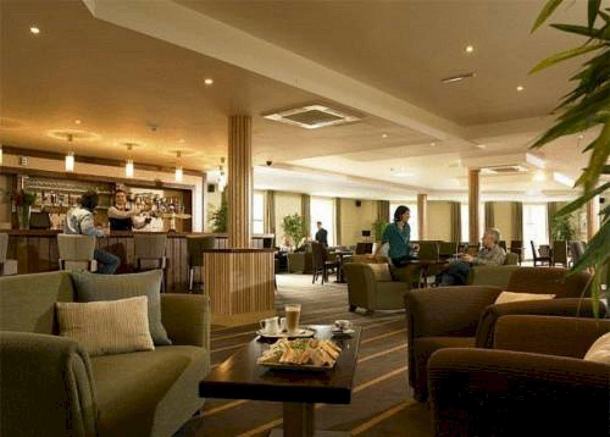 Breaffy Woods Hotel キャッスルバー エクステリア 写真
